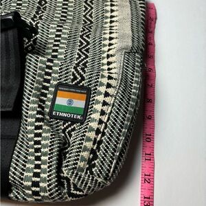 Beautiful Fanny Ethnotek Pack